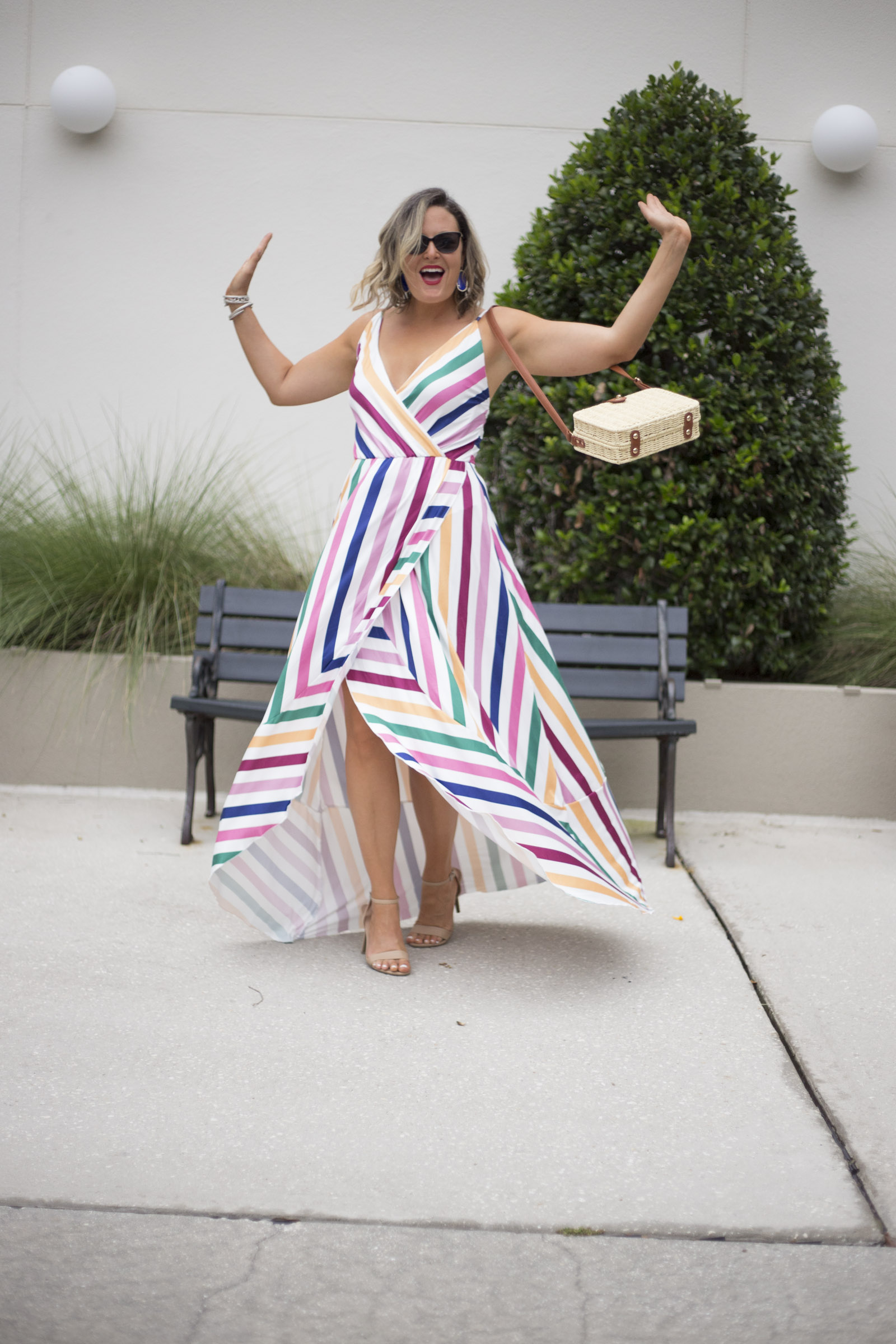 Florida lifestyle blogger, MikaelaJ, shares a perfect dress that can take you from late Summer into Fall. Check it out in this What I'm Wearing Wednesday. 